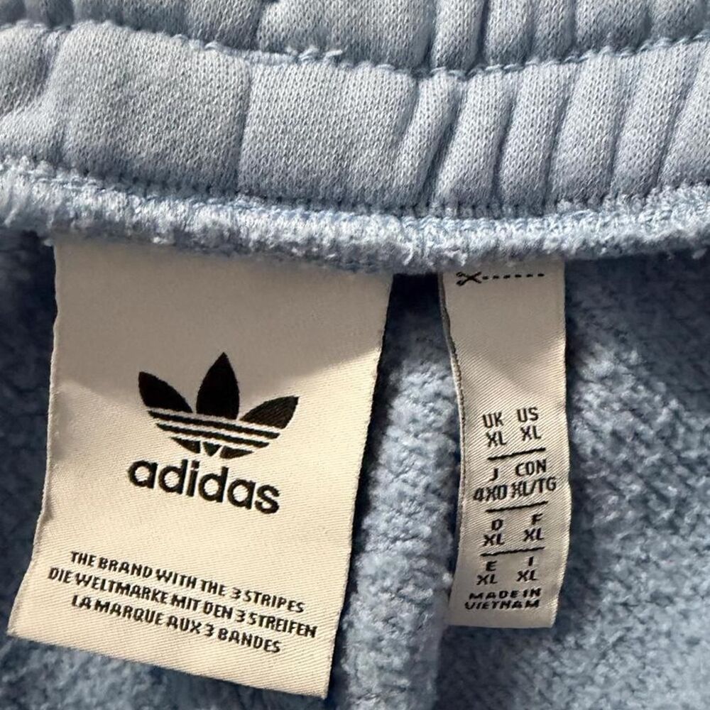 Adidas Men's light Blue sweat Athletic Casual Shorts Fleece lined 9'' inseam - Picture 4 of 7
